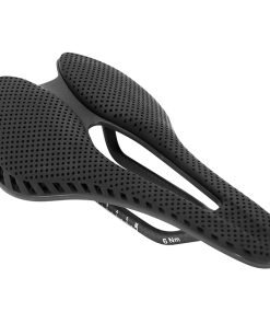 Selle 3D Carbone T801 Noir Ouverte 245X143 Rail Carbone Base Nylon Mat Poids 195G (Poids Max 90Kgs) -Newton-